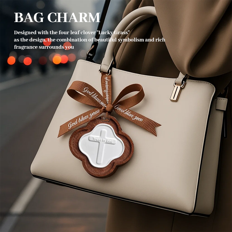 š Wooden Car Incense Pendant