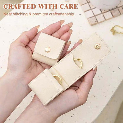 👜 Simple & Chic Portable Jewelry Organizer